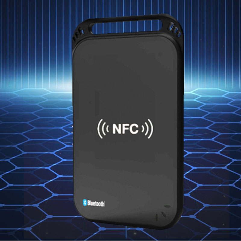 Bluetooth NFC card reader writer Bluetooth RF<a href=https://rfid-life.com/product/RFID-Card-Reader-For-Em4100-TK4100-SMC4001-Chip-Card.html target='_blank'>ID card Reader</a>