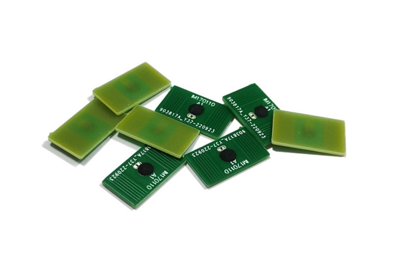 11*17MM UHF RFID tag PCB anti-metal tag asset management high temperature resistant R6P chip 4